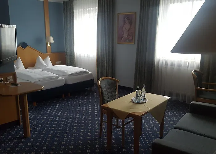 Hotel-cafe Rathaus فندق باد أباخ