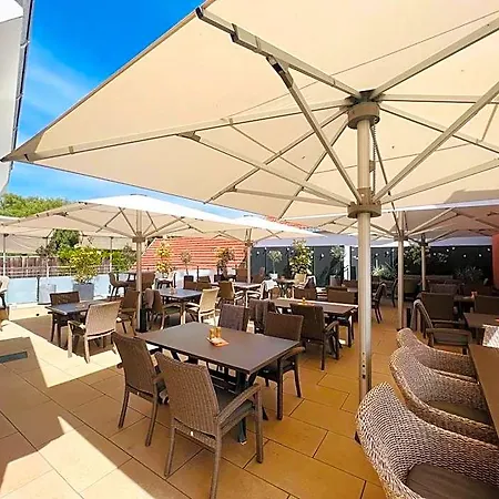 Hotel-cafe Rathaus 3*