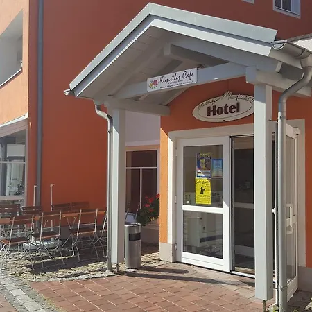 מלון Hotel-cafe Rathaus באד אבאך